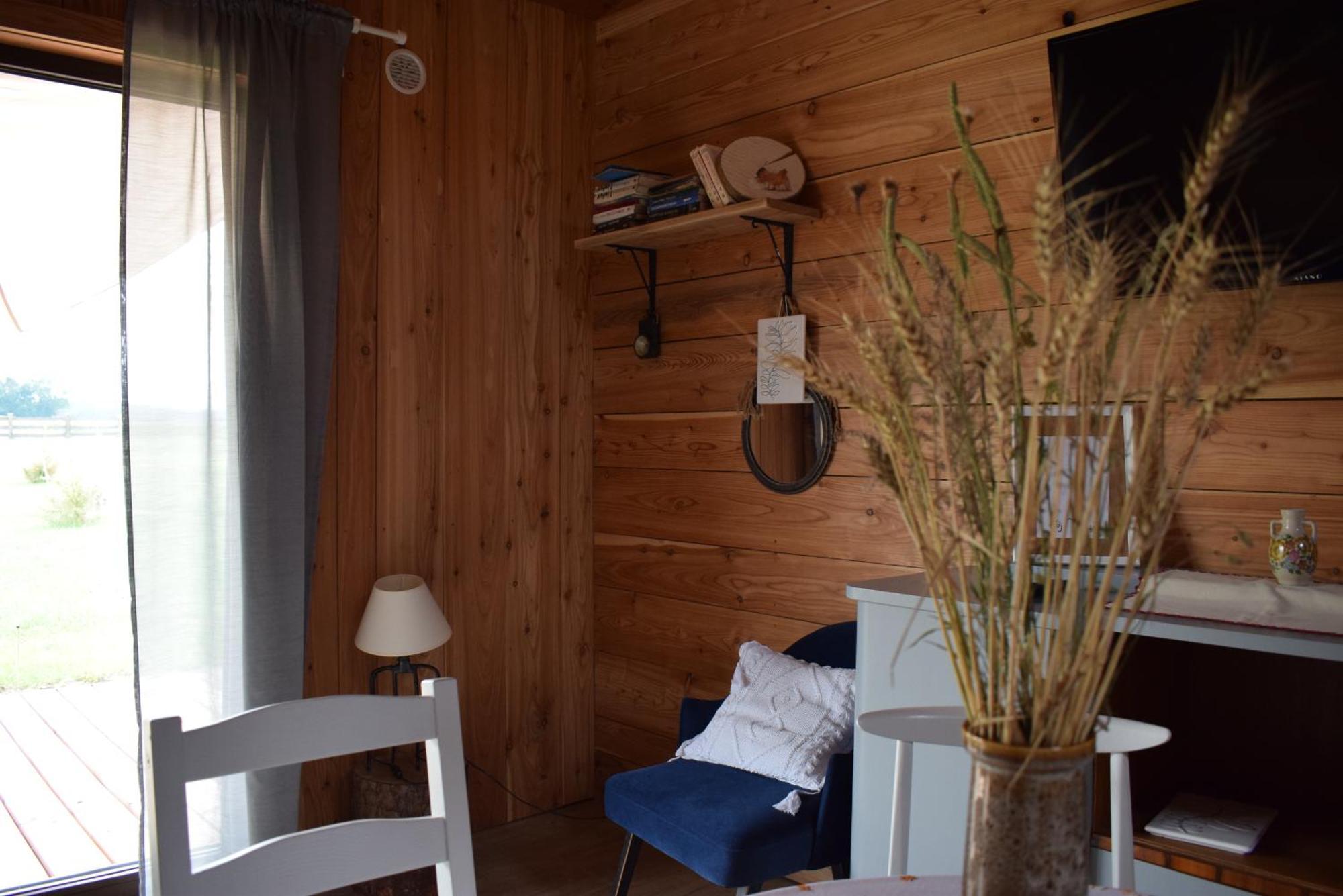 Lesny Zakatek Uroczysko -apartamenty Nowoczesnej Stodoly Stogniewice